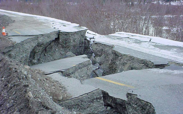 7.0 magnitude Earthquake hits Anchorage area!