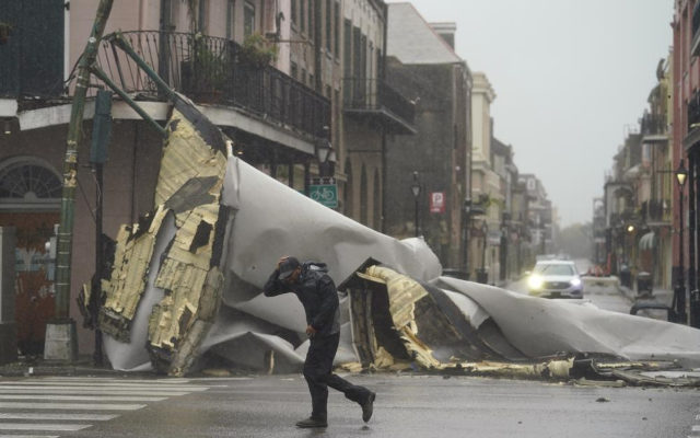 Hurricane Ida Traps Louisianans, Shatters Power Grid